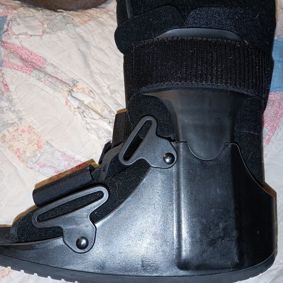 Ortho boot - Picture 4 of 8